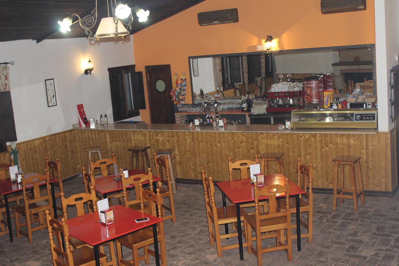 Hotel Rural Puerta De Monfrague ビジャレアル・デ・サン・カルロス エクステリア 写真