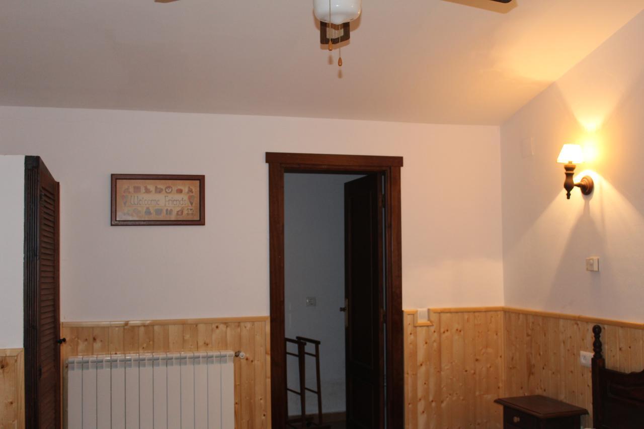 Hotel Rural Puerta De Monfrague ビジャレアル・デ・サン・カルロス エクステリア 写真