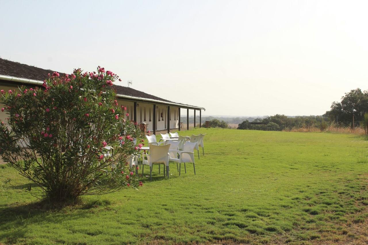Hotel Rural Puerta De Monfrague ビジャレアル・デ・サン・カルロス エクステリア 写真